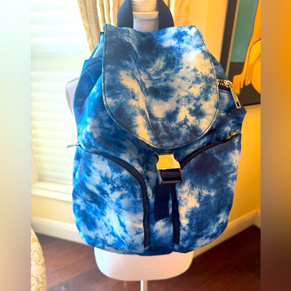 lululemon athletica Blue and White Tie-Dye Backpack